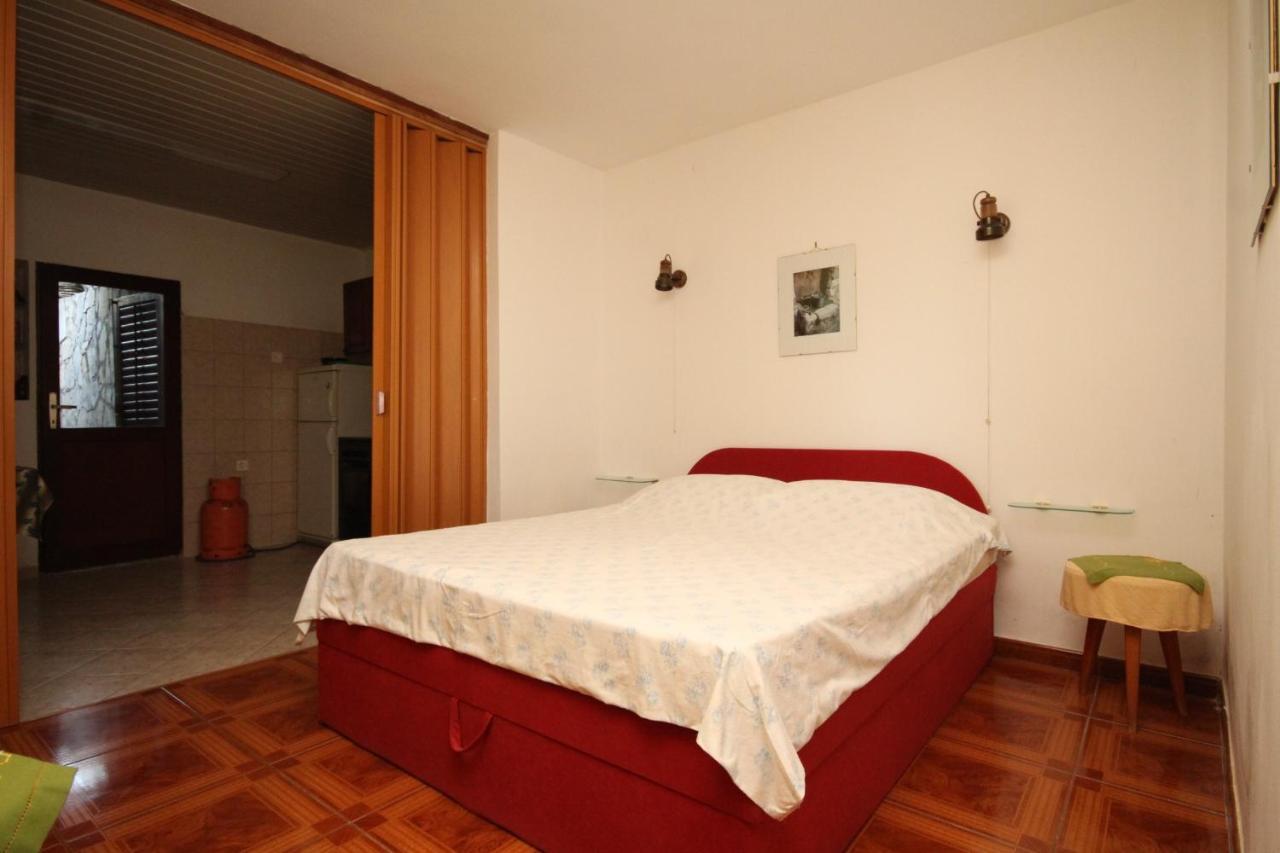 Apartments By The Sea Milna, Vis - 8913 Exterior photo